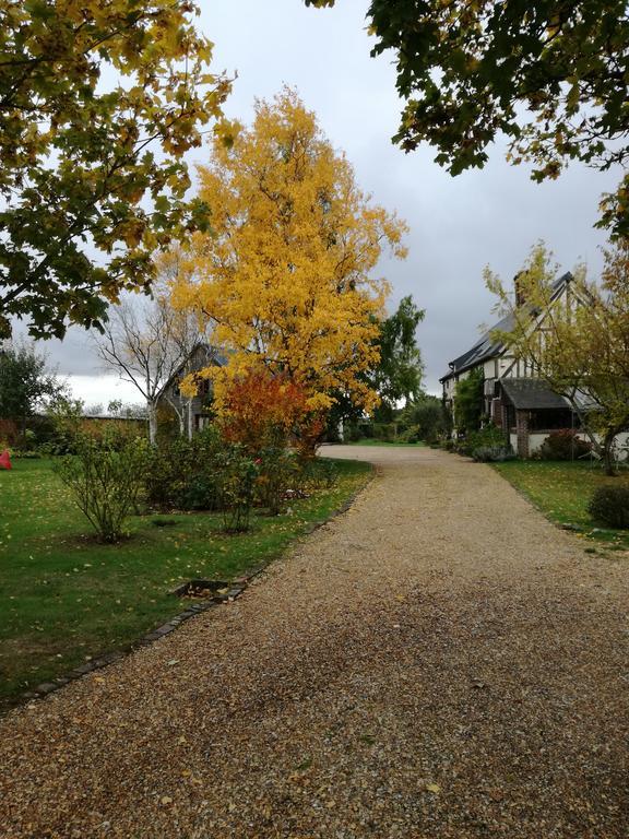Chambre D'Hotes - Le Jardin Des Patissons La Foret Du Parc Exterior foto